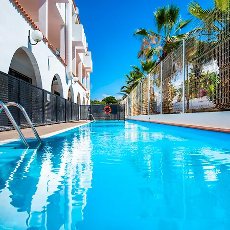 Aparthotel Albatros By Malibu