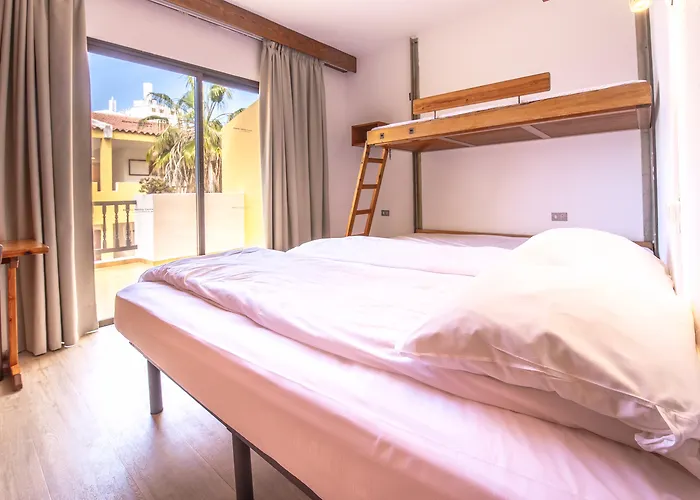 Albatros By Malibu * Callao Salvaje