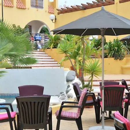 Albatros Apartahotel