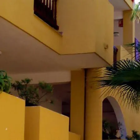 Albatros By Malibu * Callao Salvaje