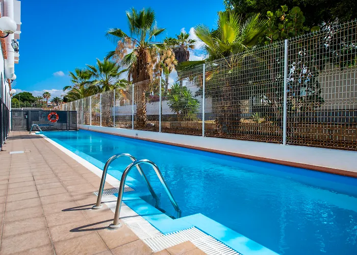 Albatros By Malibu * Callao Salvaje