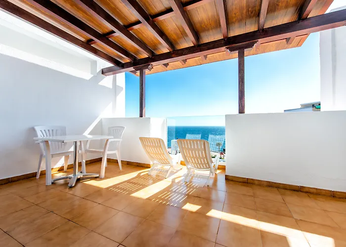 Albatros By Malibu Apartahotel *