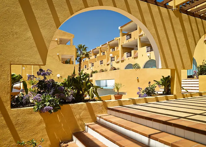 Apartahotel Albatros By Malibu *